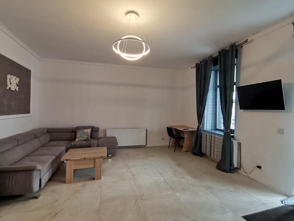 Casa J. Gusbeth Apartamento Braşov Exterior foto